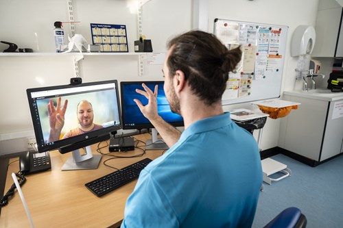 Virtual consultation